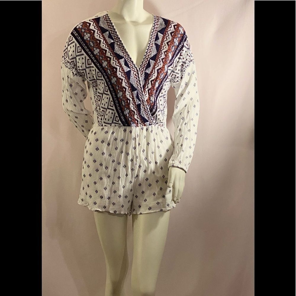 NWOT Chloe & Katie Romper